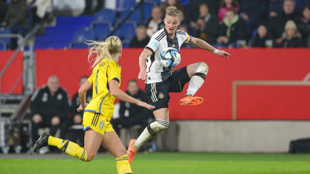 Match international contre la Suède : Pour son 125e match international, Alexandra Popp s'est également distinguée par son engagement - tant sur le plan offensif que défensif.